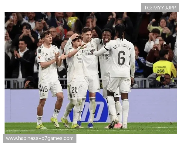 西甲争冠白热化巴萨皇马马竞三强激战引爆赛季悬念冲刺阶段再起风云